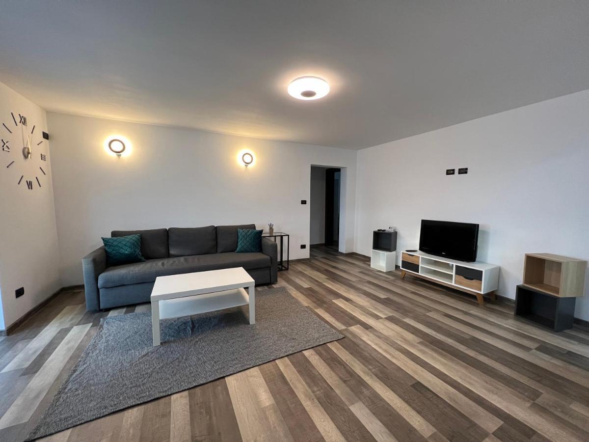 Sunny Luxury Home G. Enescu Szucsáva Kültér fotó
